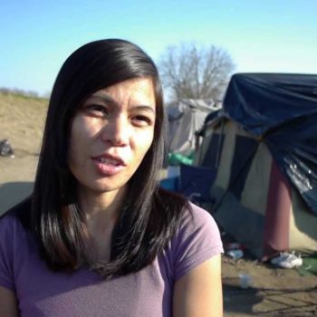 Pregnant homeless girl shares what I day is like living in a tent city