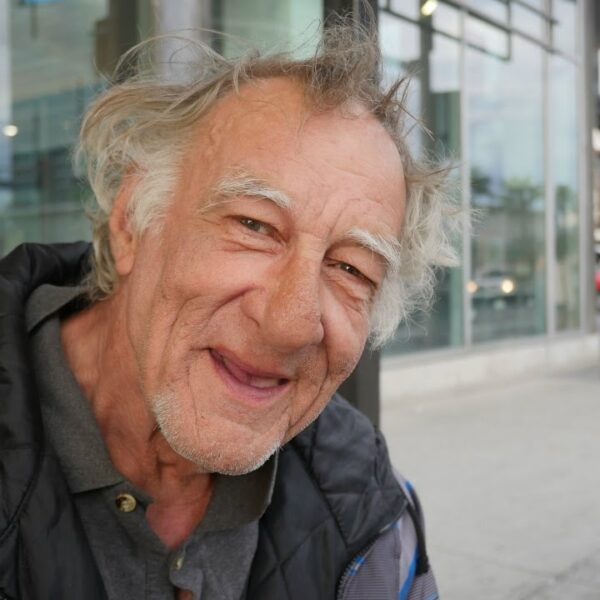 Elderly Homeless Man Worked All of His Life Just to End up on the Streets of Los Angeles