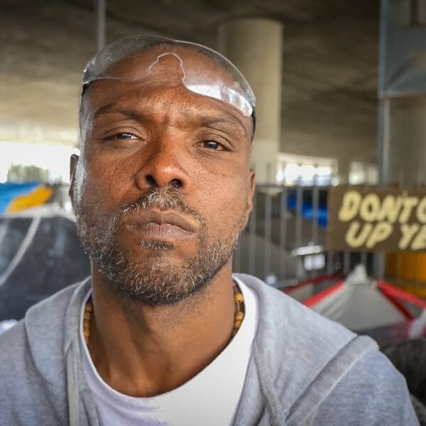 Homeless Man Has Job yet Lives in a Tent in West Los Angeles