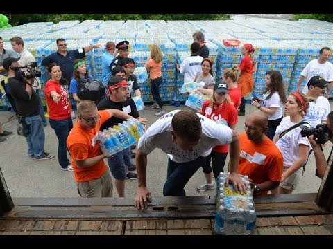 Project Water Helps Homeless People in Toronto Canada