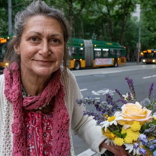 Seattle Homeless Woman Takes Donations for Flowers to Survive