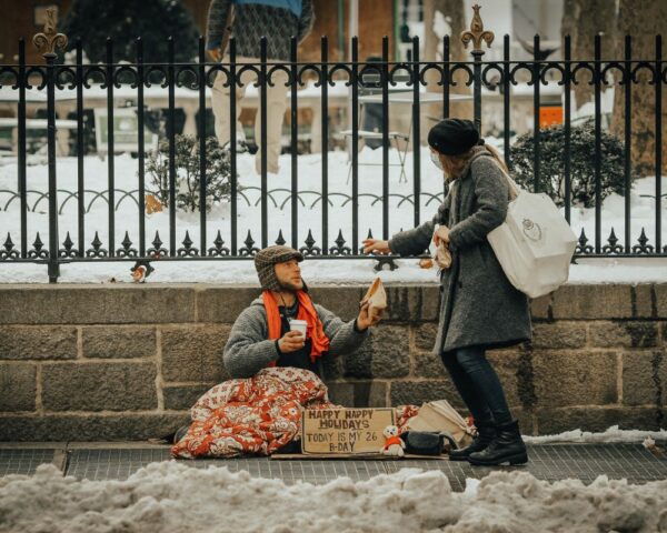 How to help Homeless People During the Holidays