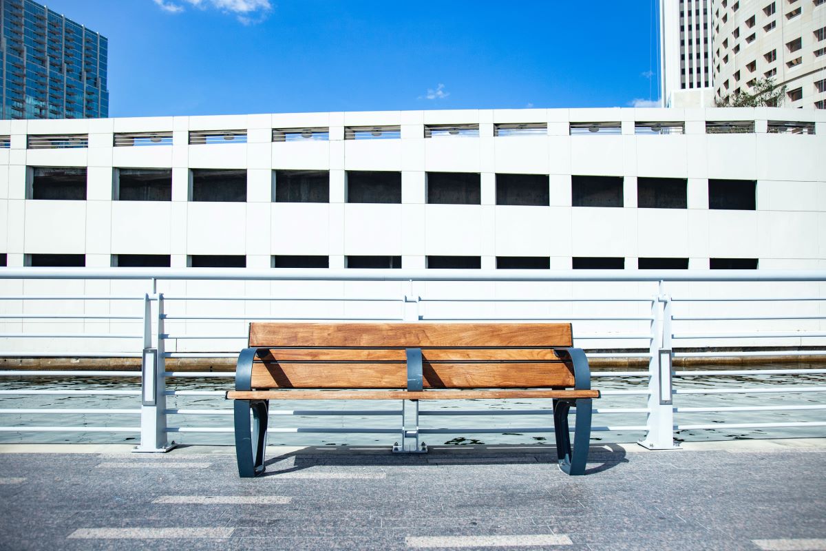 hostile architecture and homeless people