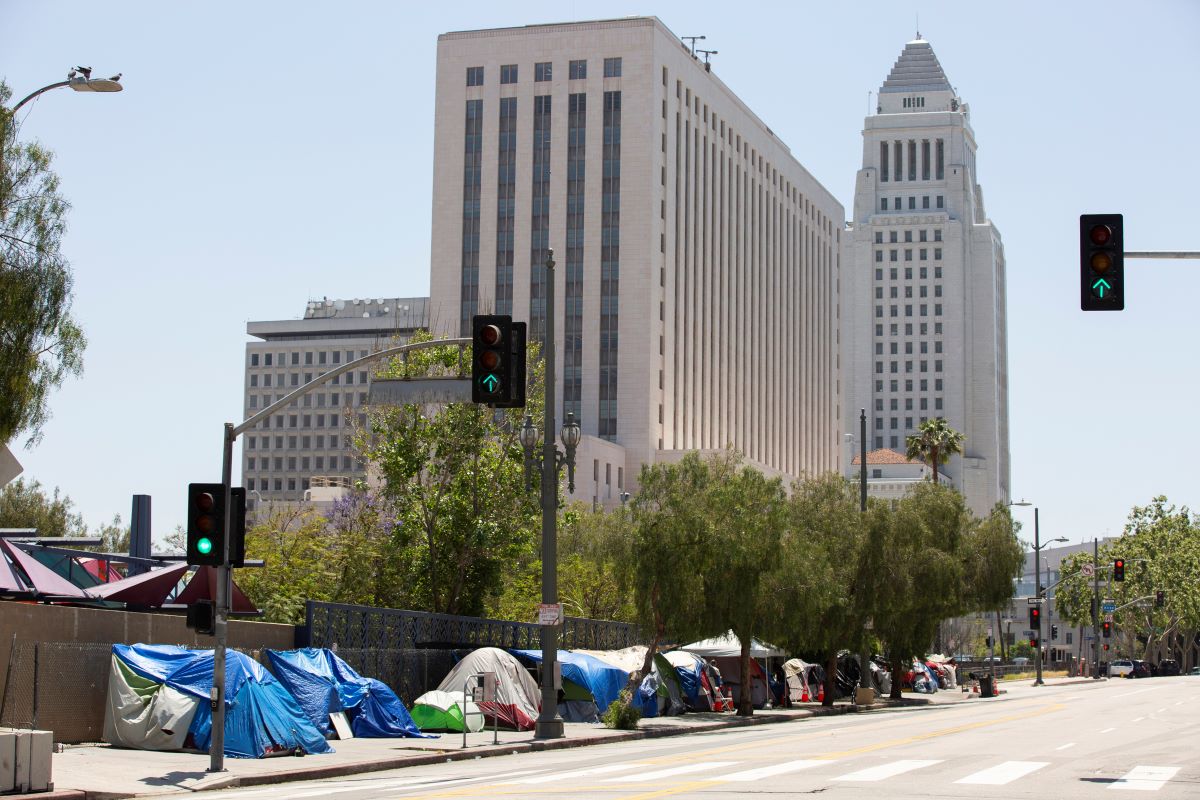 los angeles homelessness and criminalization